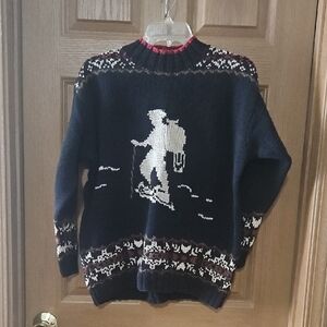 Eddie Bauer Black and White Crew Neck Sweater
